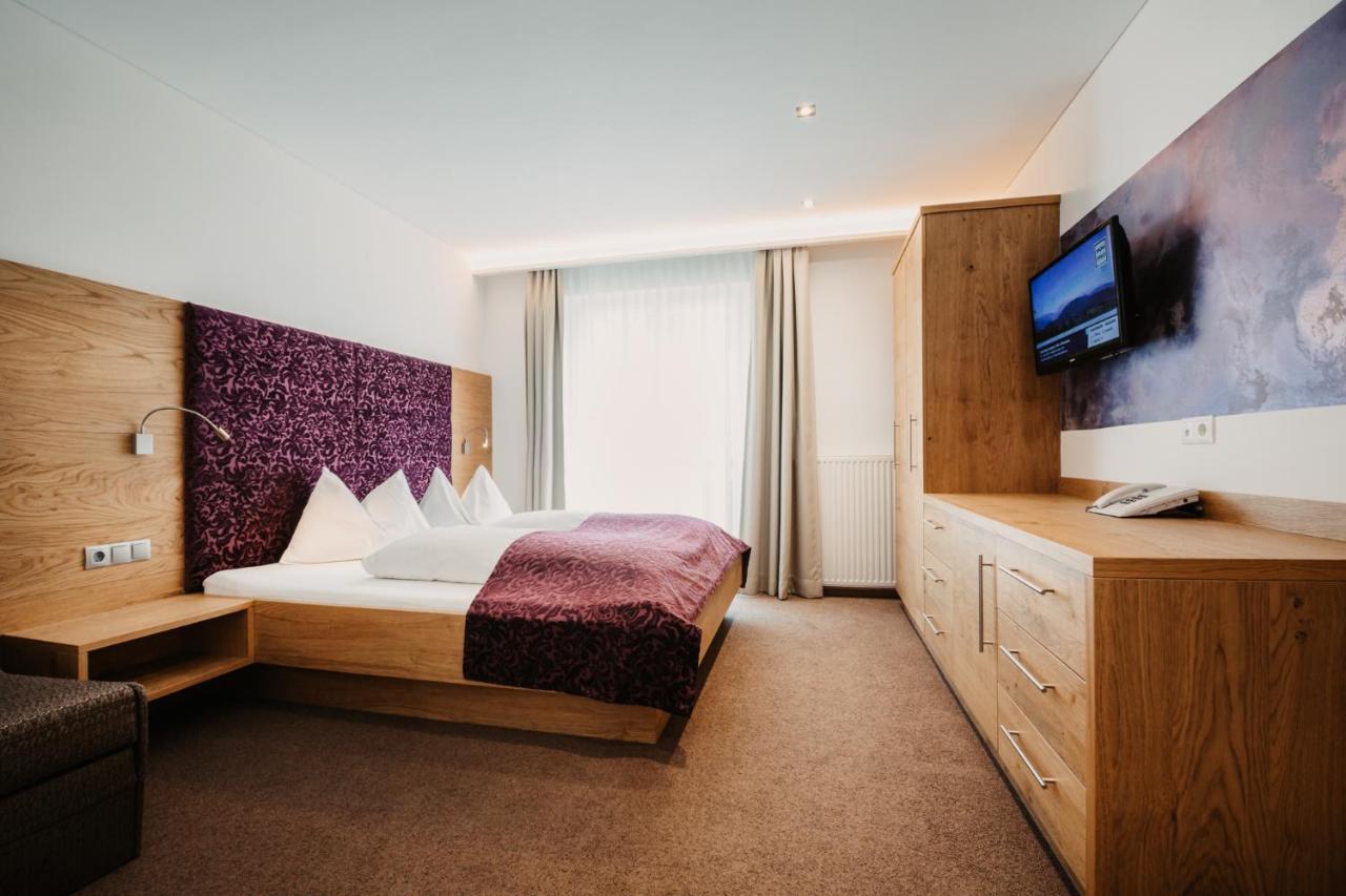 Hotel Alpina