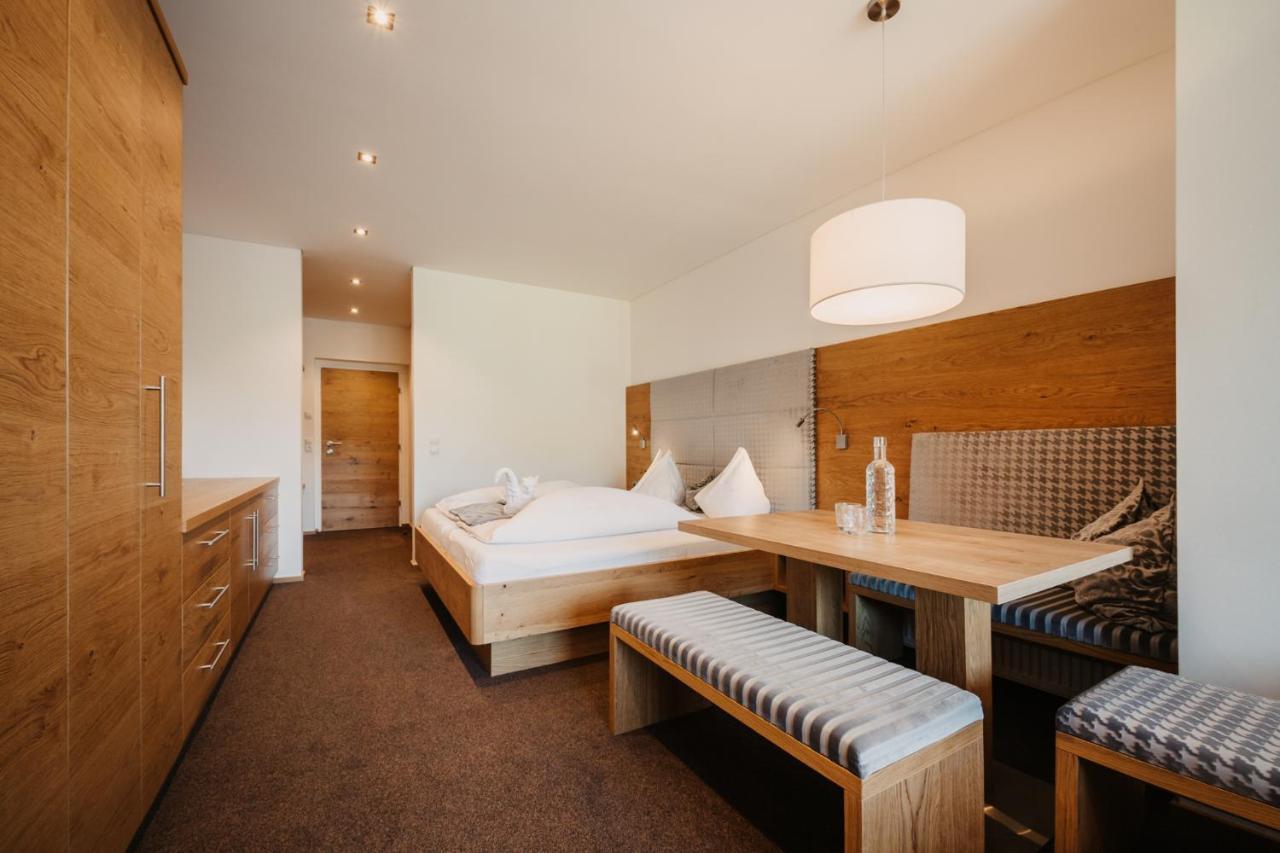 Hotel Alpina